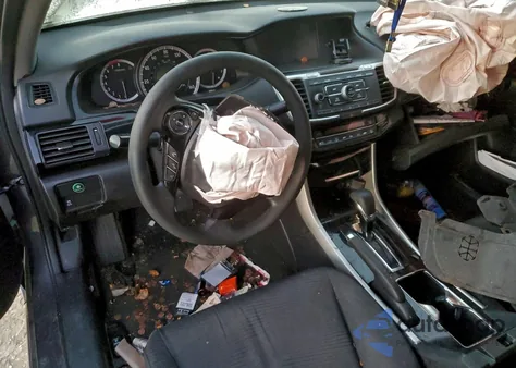 2017 Honda Accord Lx z USA, uszkodzony, nr VIN 1HGCR2F39HA114327